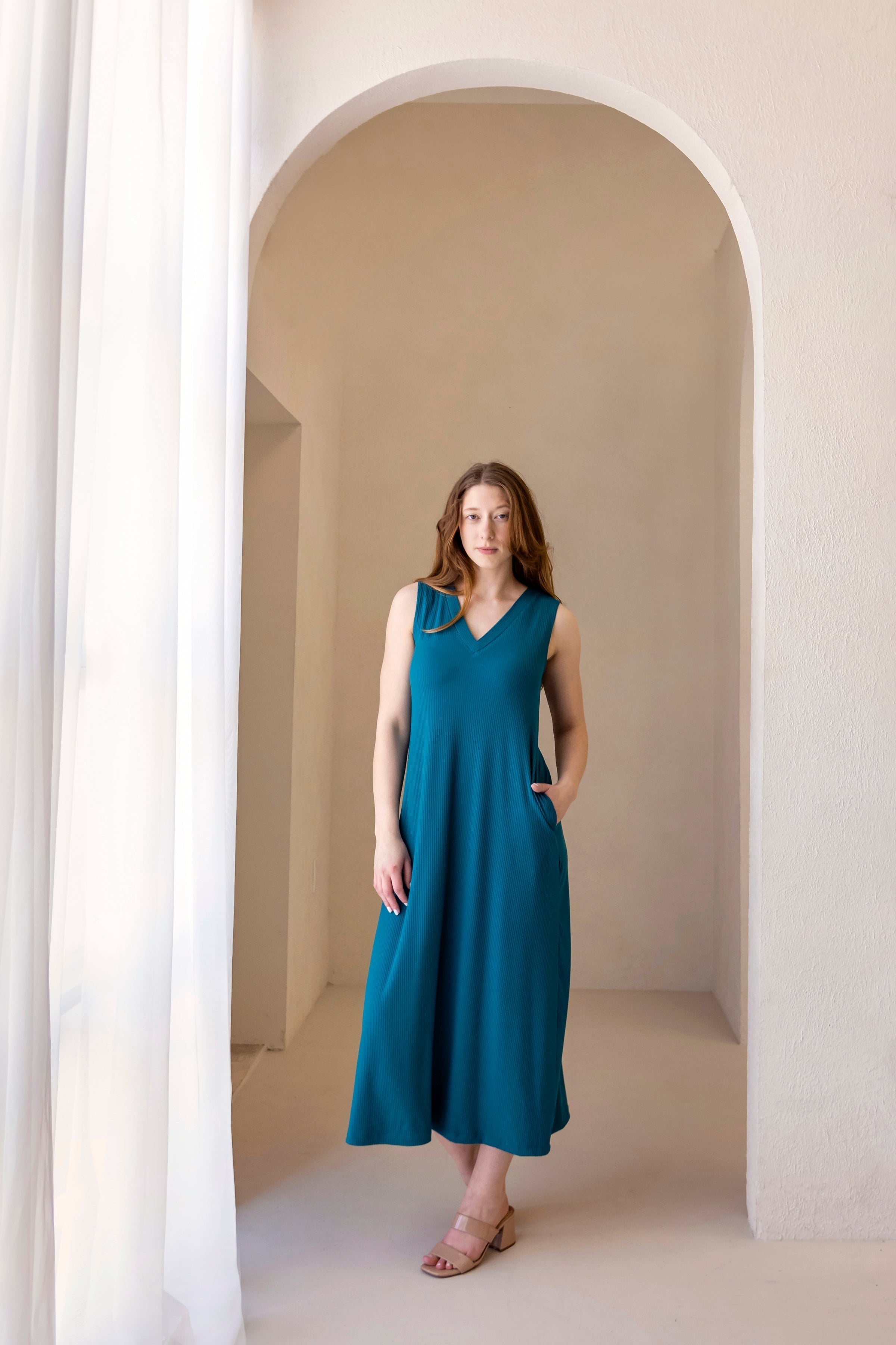 Travel Dresses for Women Who Go Carry-On Only and Fly Often