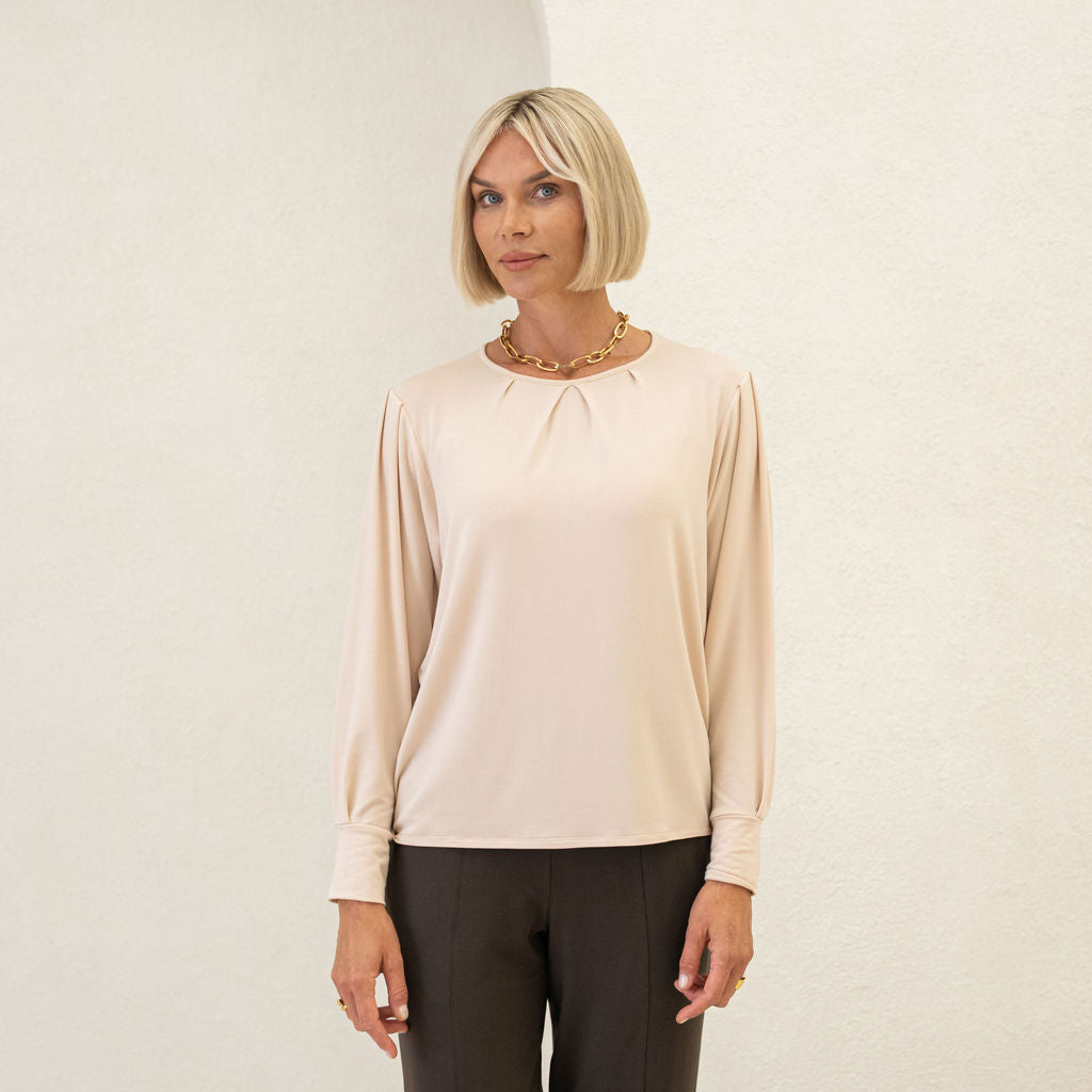 The Comfy Blouson Top