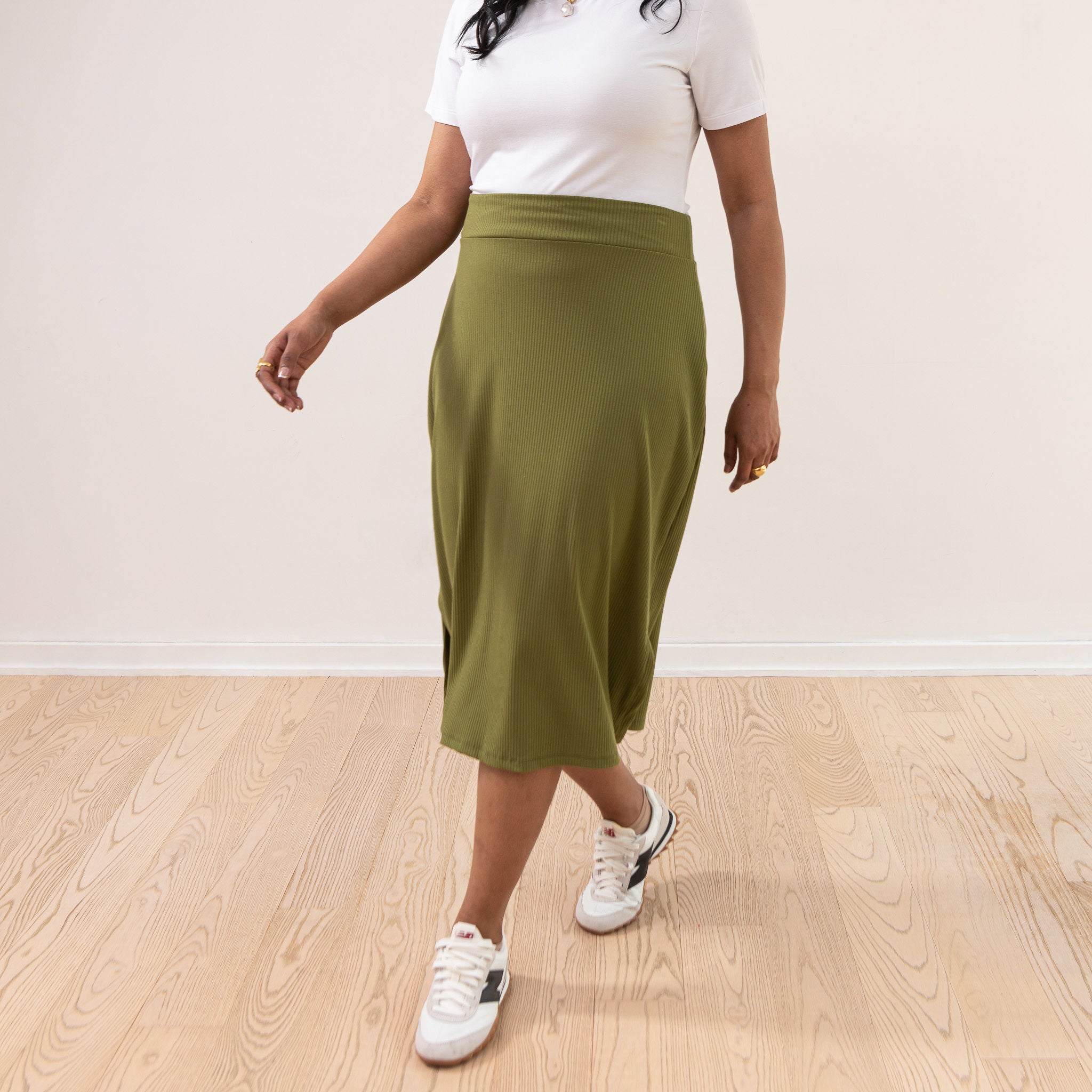 Women\'s Bamboo Rib Knit Midi Skirt | Ethically-made | Encircled